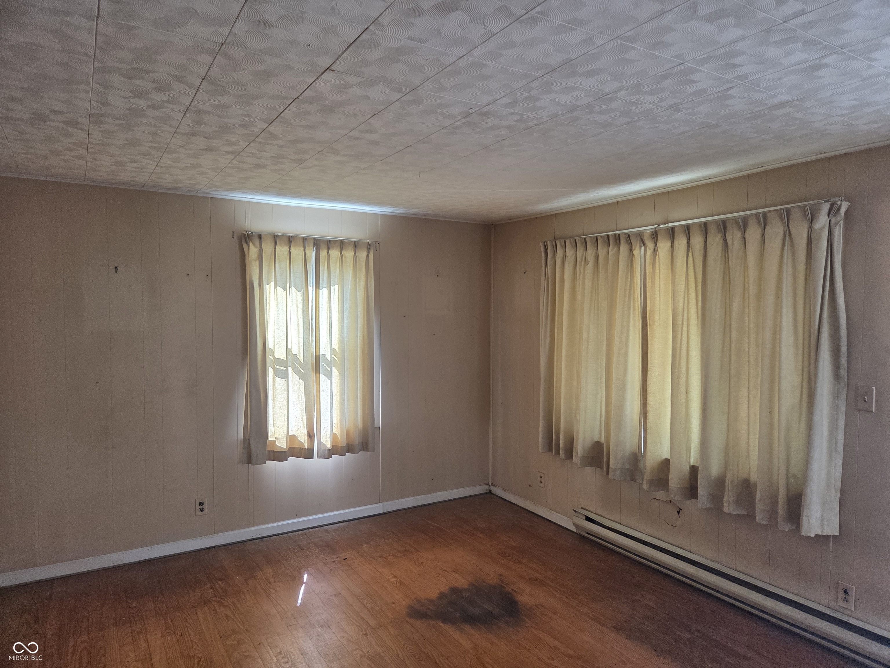 41 North Ross Street Columbus, IN 47201 - Photo 4 of 9