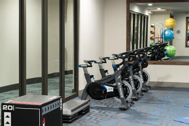 $3,540 | 5613 Belmont Avenue, Unit 236, Dallas, TX 75206