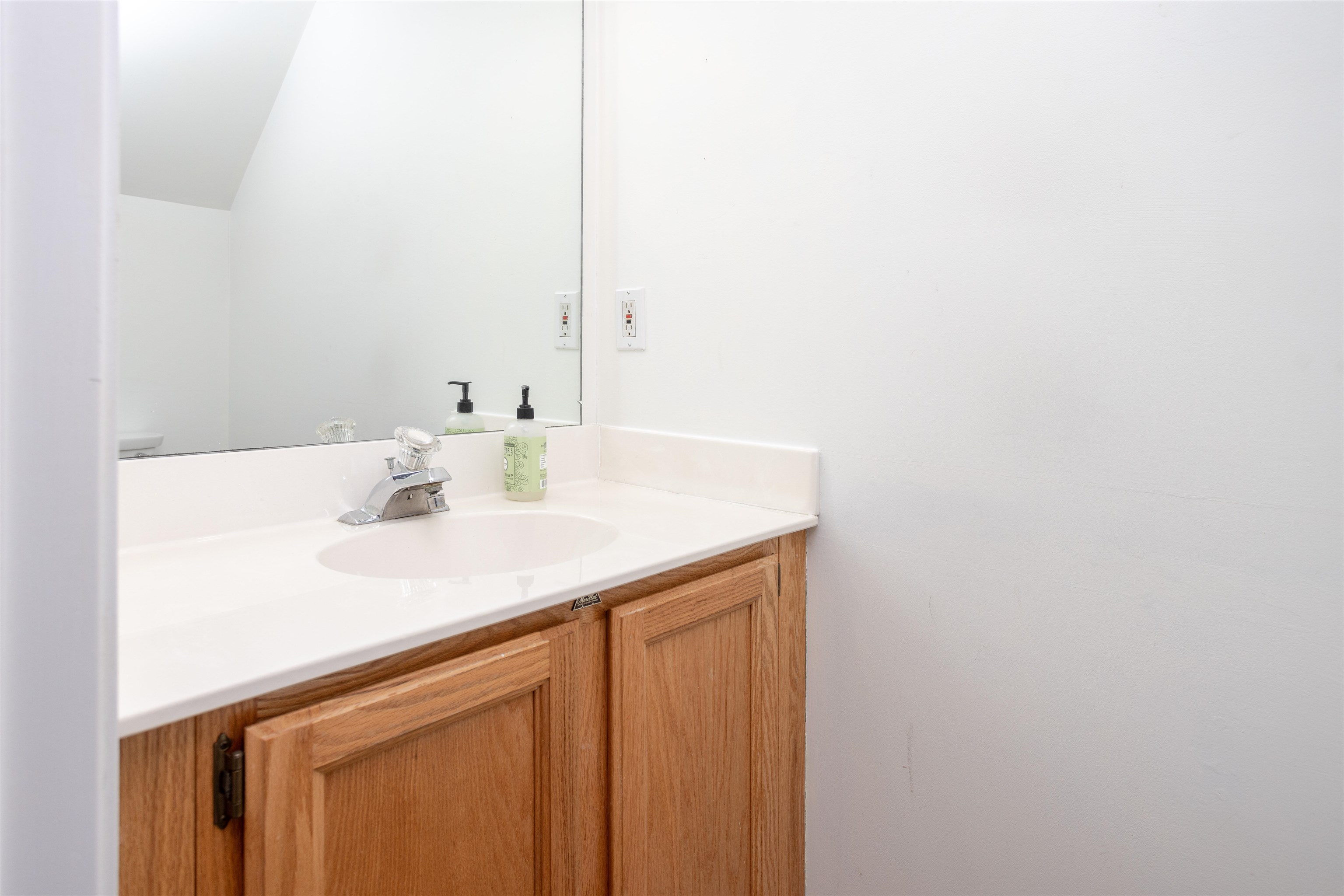 331 Cedar Lane Williston, VT 05495 - Photo 13 of 33
