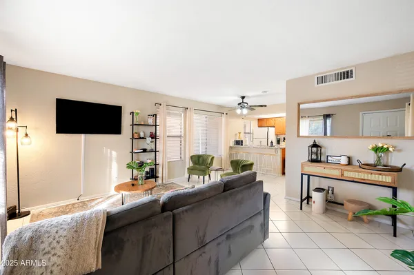 $229,900 | 1432 West Emerald Avenue, Unit 742, Mesa, AZ 85202
