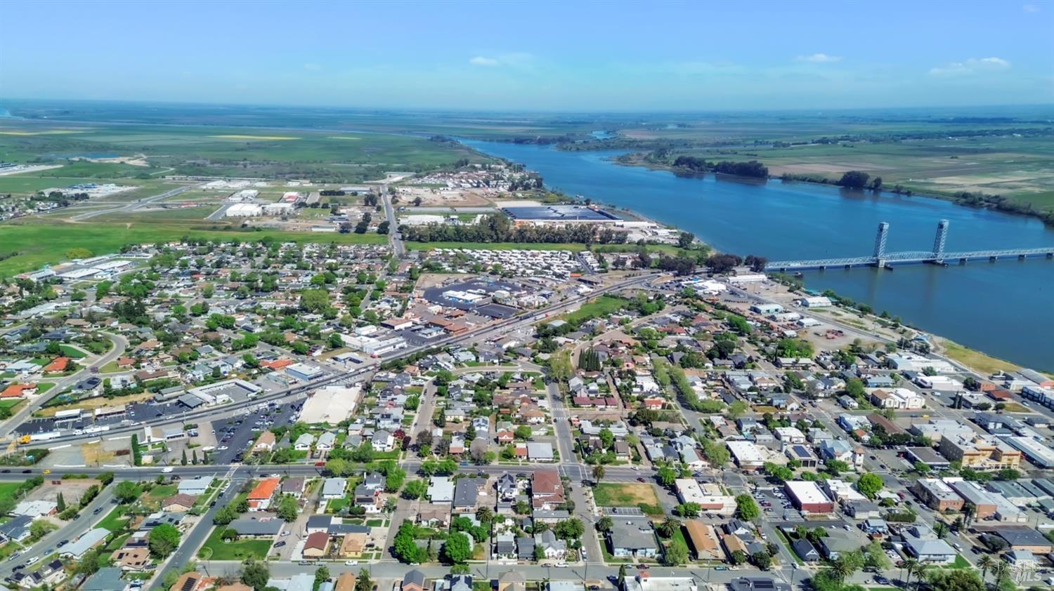 514 Montezuma Street Rio Vista, CA 94571 - Photo 5 of 36 a view of a city with an ocean