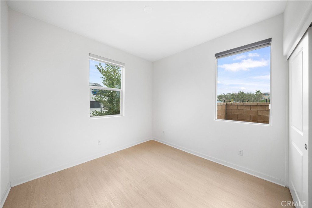 542 Colorado Drive Rialto, CA 92377 - Photo 6 of 68