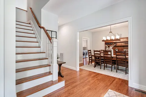15 Cedar Court, East Hampton, NY 11937