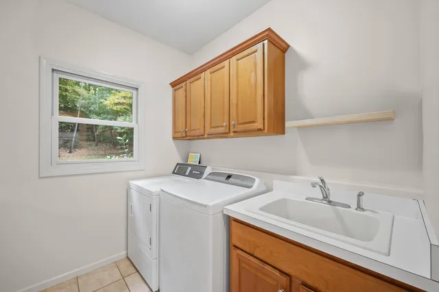 $725,000 | 1560 Stonecreek Drive, Niles, MI 49120