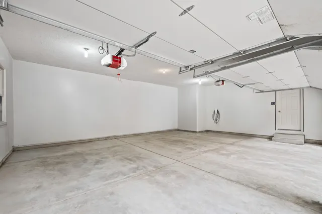 $725,000 | 1560 Stonecreek Drive, Niles, MI 49120