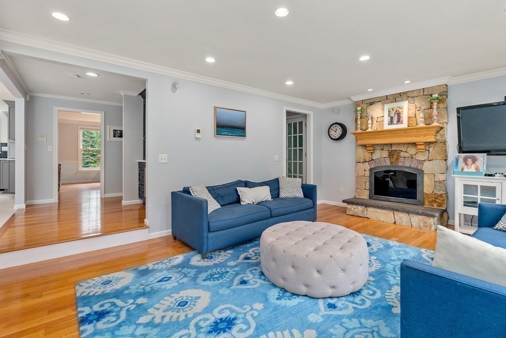 24 Granite Street Hopkinton, MA 01748 - Photo 9 of 21