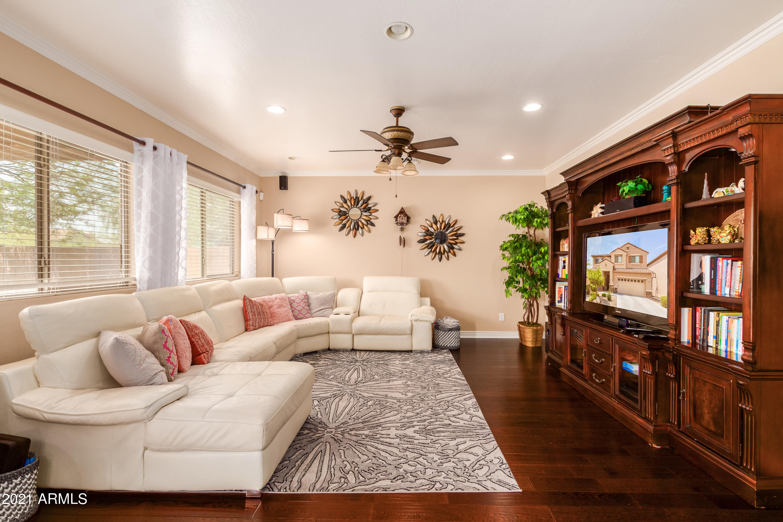4033 East Hashknife Road Phoenix, AZ 85050 - Photo 19 of 40 19 - Hashknife