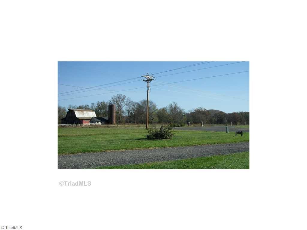 321 Beck Road Lexington, NC 27292 - Photo 3 of 16 Gallery Image 3