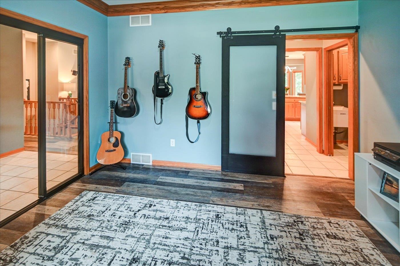 5494 Sunset Trail Waunakee, WI 53597 - Photo 11 of 57