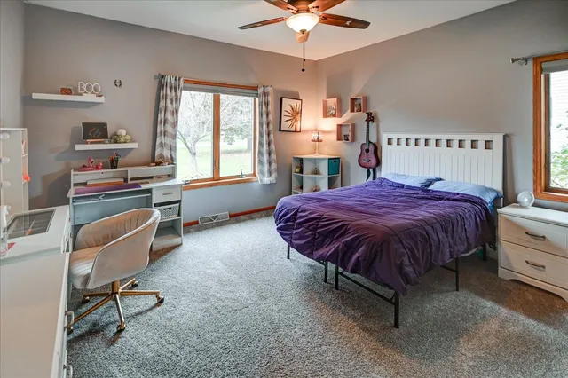 $699,900 | 5494 Sunset Trail, Waunakee, WI 53597