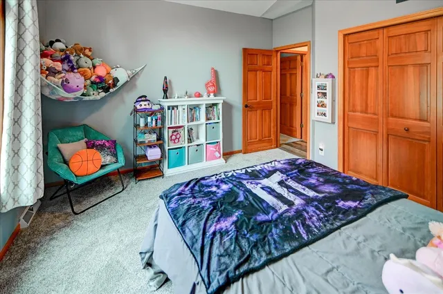 $699,900 | 5494 Sunset Trail, Waunakee, WI 53597