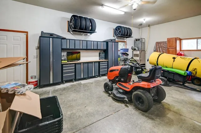 $699,900 | 5494 Sunset Trail, Waunakee, WI 53597