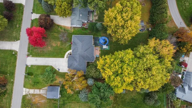 $699,900 | 5494 Sunset Trail, Waunakee, WI 53597