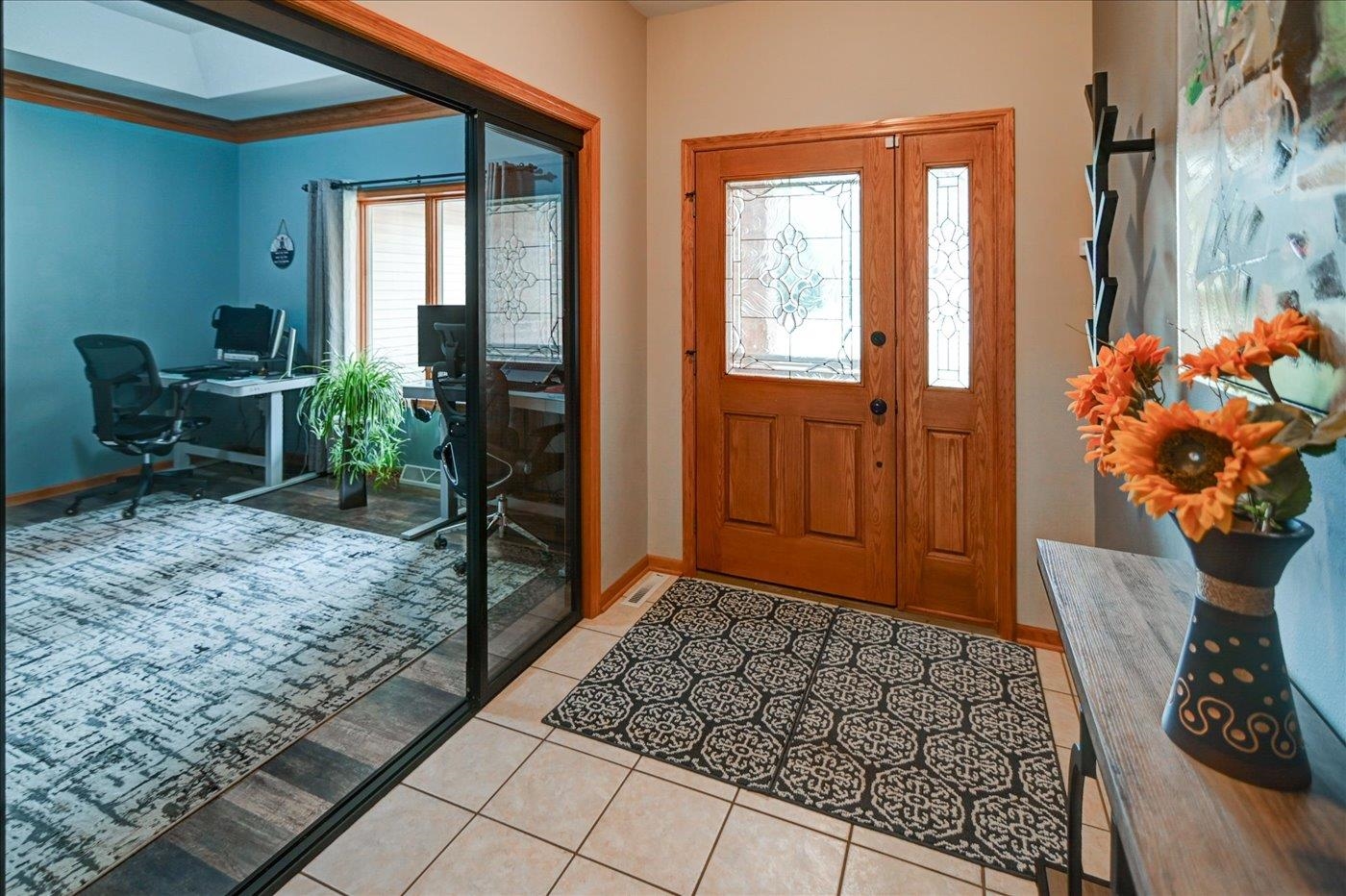 5494 Sunset Trail Waunakee, WI 53597 - Photo 9 of 57