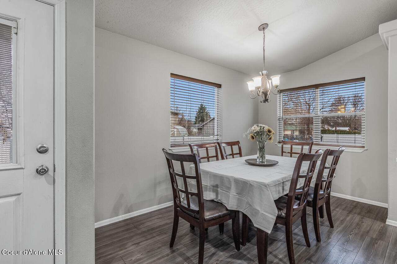 9499 North Macie Loop Hayden, ID 83835 - Photo 11 of 33 --11.jpg-FULL