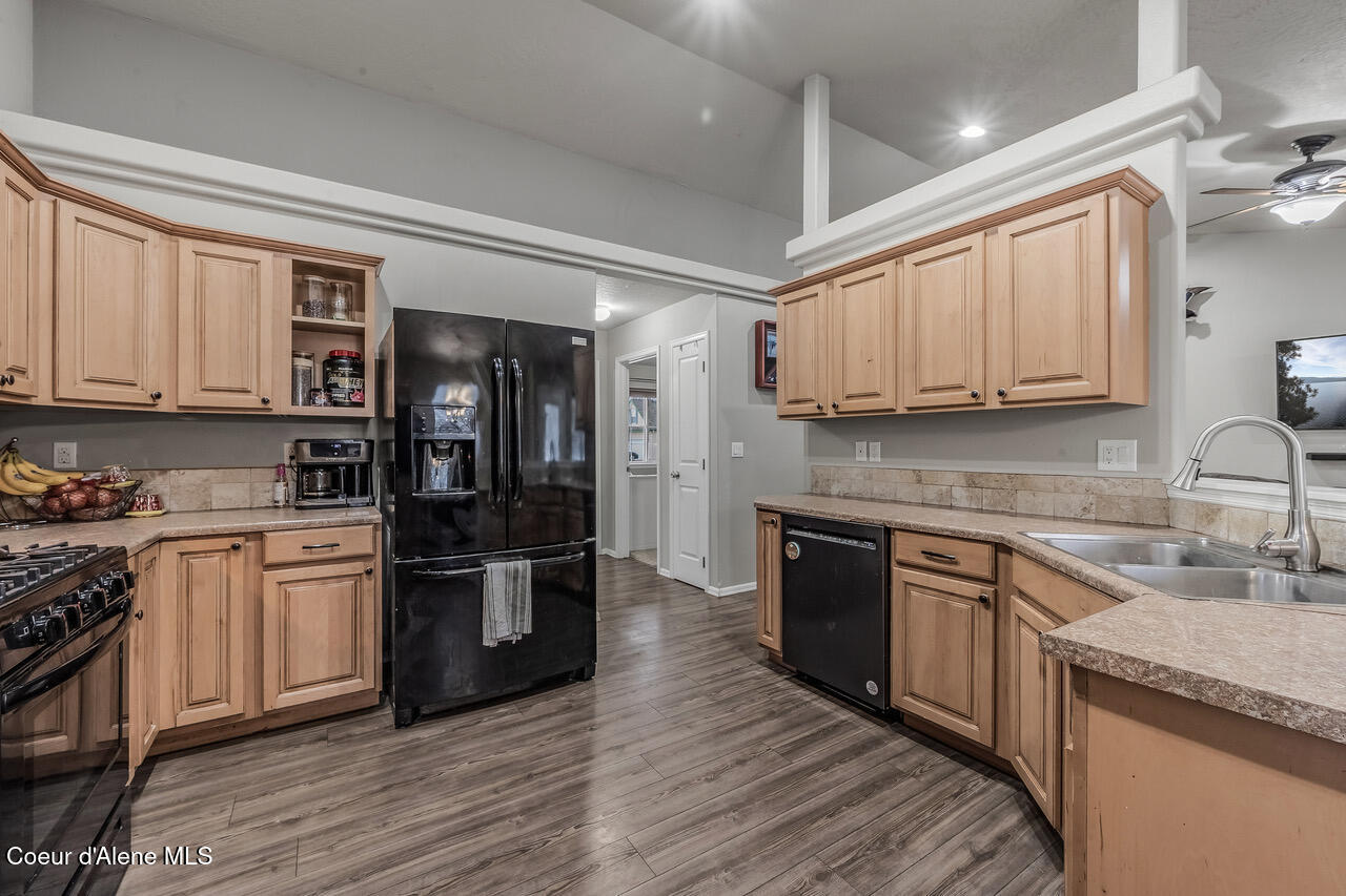 9499 North Macie Loop Hayden, ID 83835 - Photo 13 of 33 --13.jpg-FULL