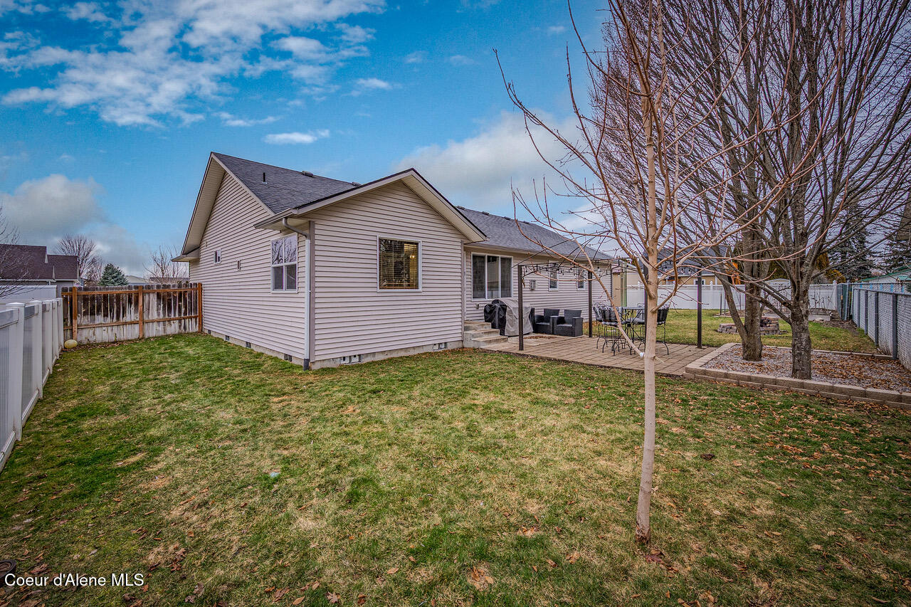 9499 North Macie Loop Hayden, ID 83835 - Photo 26 of 33 --26.jpg-FULL
