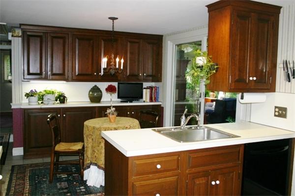 84 Monson Road Wilbraham, MA 01095 - Photo 2 of 25