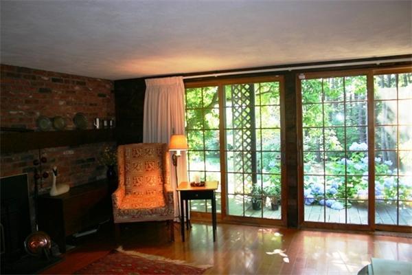 84 Monson Road Wilbraham, MA 01095 - Photo 4 of 25