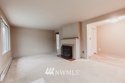 3632 Southeast 6th Street Renton, WA 98058 - Photo 6 of 10
