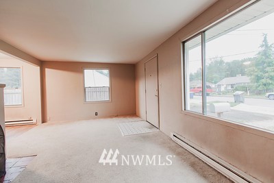 3632 Southeast 6th Street Renton, WA 98058 - Photo 8 of 10