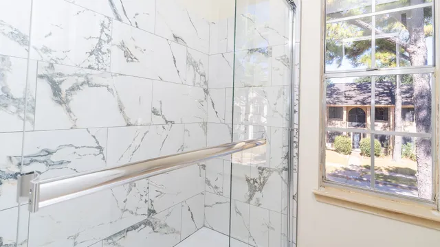 $2,550 | 16123 Cairngorm Avenue, Houston, TX 77095