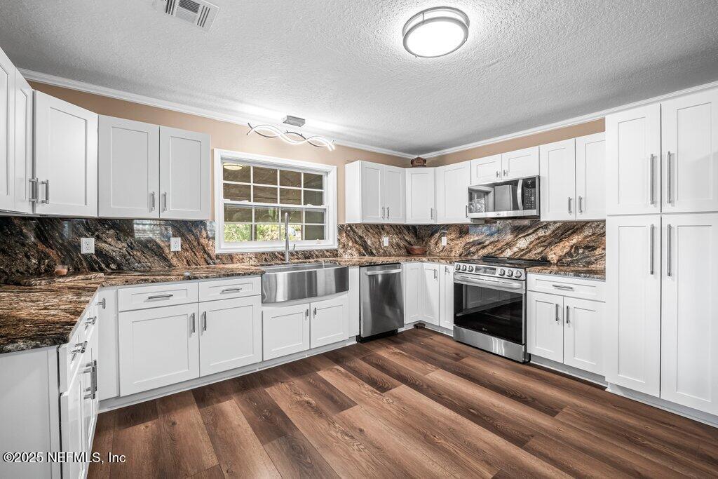 16214 Shark Road West Jacksonville, FL 32226 - Photo 17 of 50 P2937228.jpg-SMALL