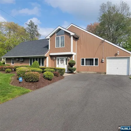 $5,300 | 50 Knollwood Drive, Paramus, NJ 07652