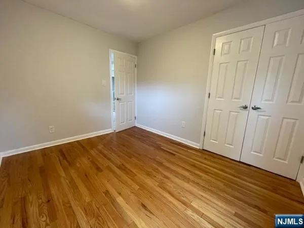 $5,300 | 50 Knollwood Drive, Paramus, NJ 07652