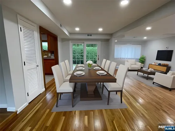 $5,300 | 50 Knollwood Drive, Paramus, NJ 07652