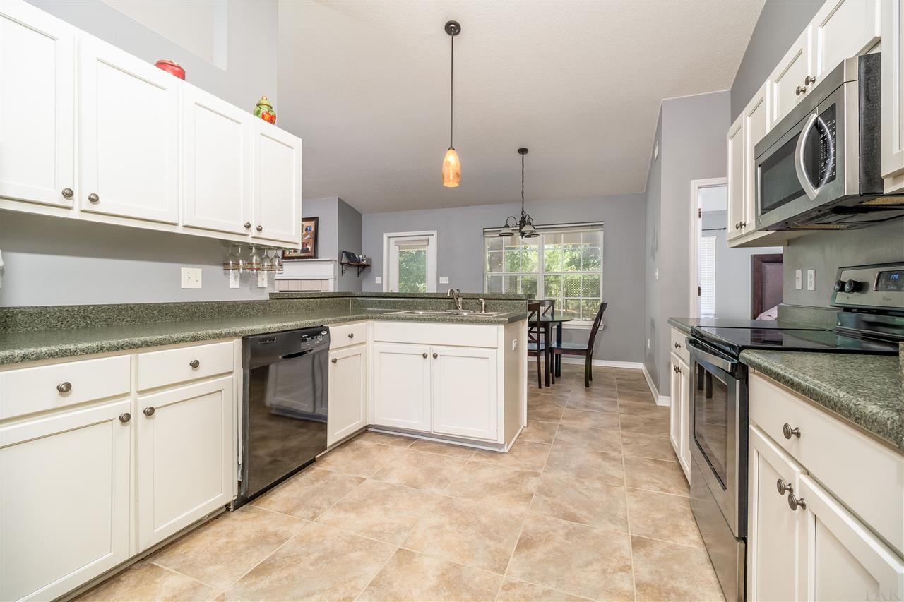 6674 Da Lisa Road Milton, FL 32583 - Photo 11 of 42 Gallery Image 11