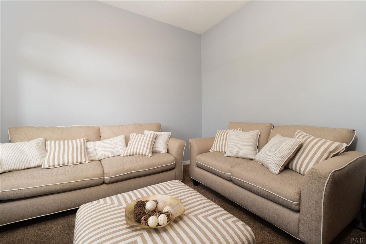 6674 Da Lisa Road Milton, FL 32583 - Photo 7 of 42 Gallery Image 7