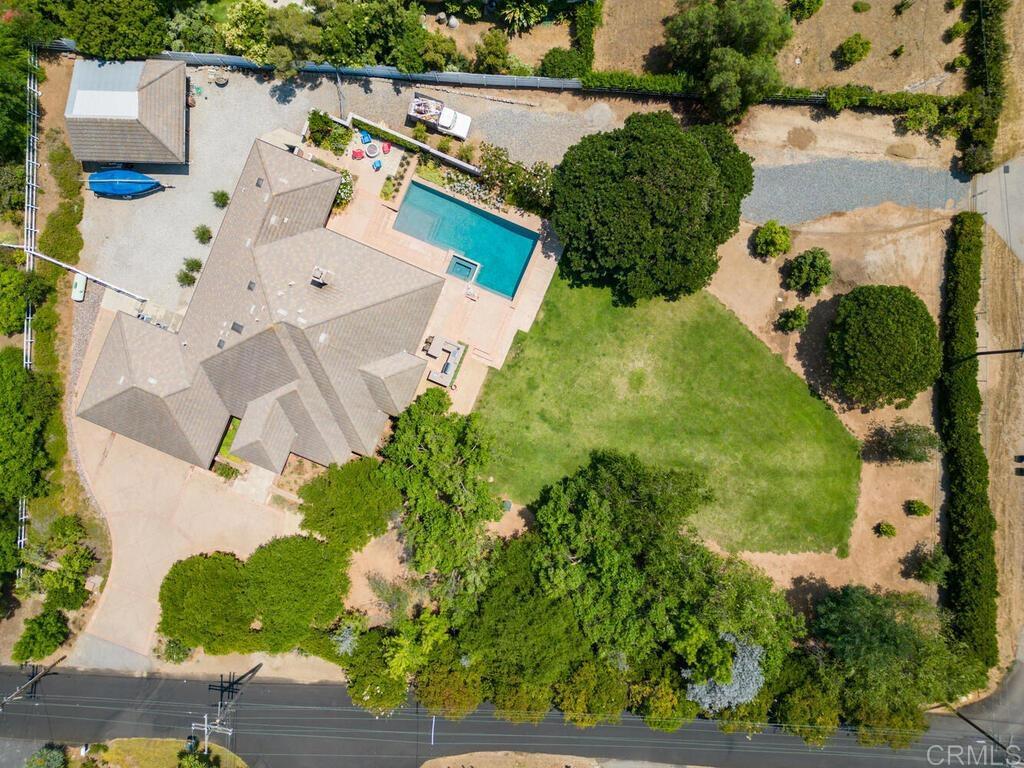 1845 Acacia Lane Fallbrook, CA 92028 - Photo 47 of 54 an aerial view of a house with a yard and garden