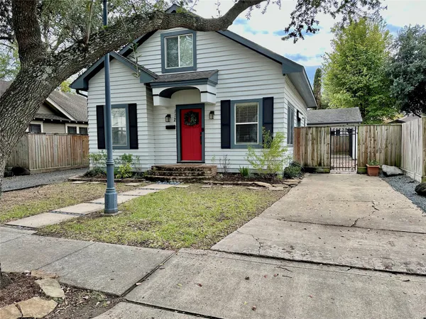 $2,495 | 112 Munford Street, Houston, TX 77008