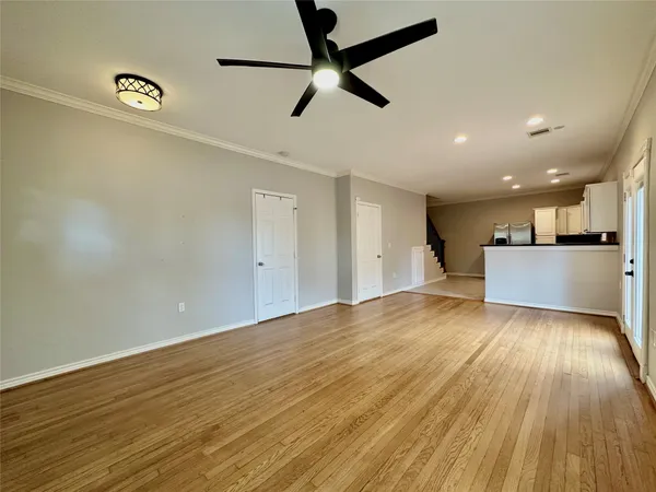 $2,495 | 112 Munford Street, Houston, TX 77008