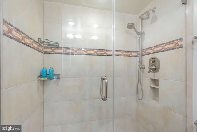 $2,450 | 900 North Stafford Street, Unit 1410, Arlington, VA 22203