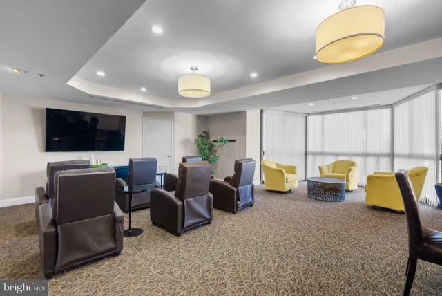 $2,450 | 900 North Stafford Street, Unit 1410, Arlington, VA 22203