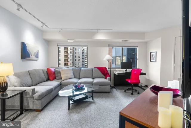 $2,450 | 900 North Stafford Street, Unit 1410, Arlington, VA 22203