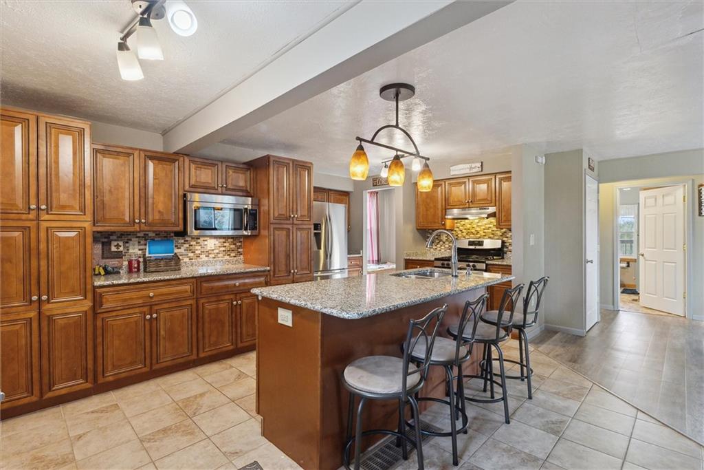 941 Butler Road Kittanning, PA 16201 - Photo 7 of 38
