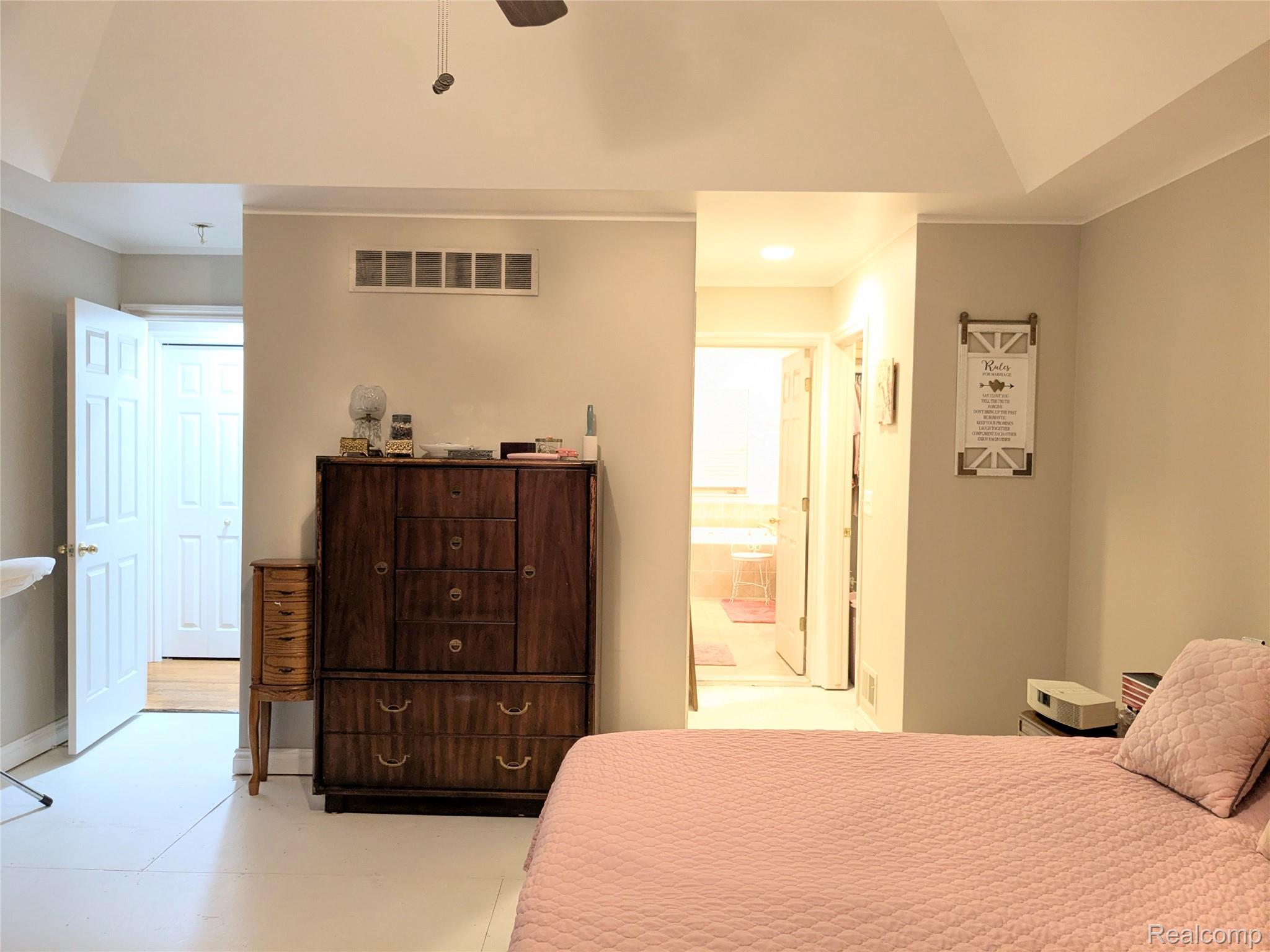 23233 30 Mile Road Ray, MI 48096 - Photo 27 of 73 Primary Bedroom Suite