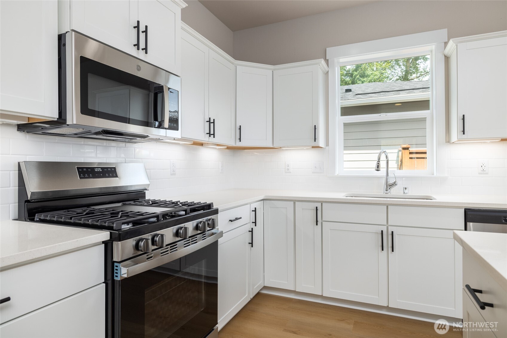 804 Parkland Loop Sedro-Woolley, WA 98284 - Photo 12 of 29