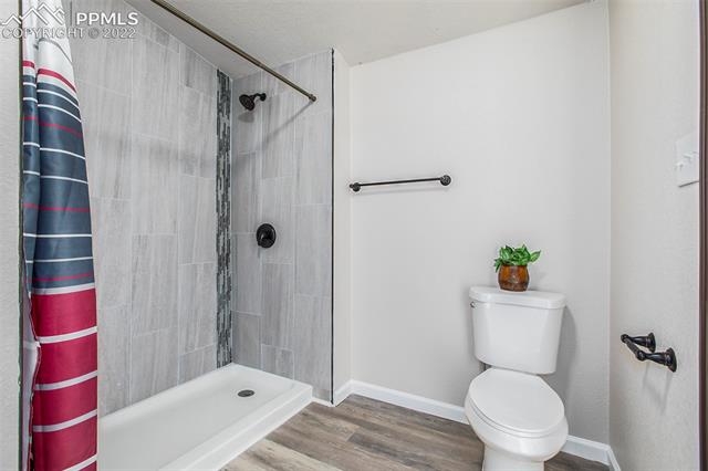 36770 Heavenly View Yoder, CO 80864 - Photo 11 of 25 Walk-in shower…