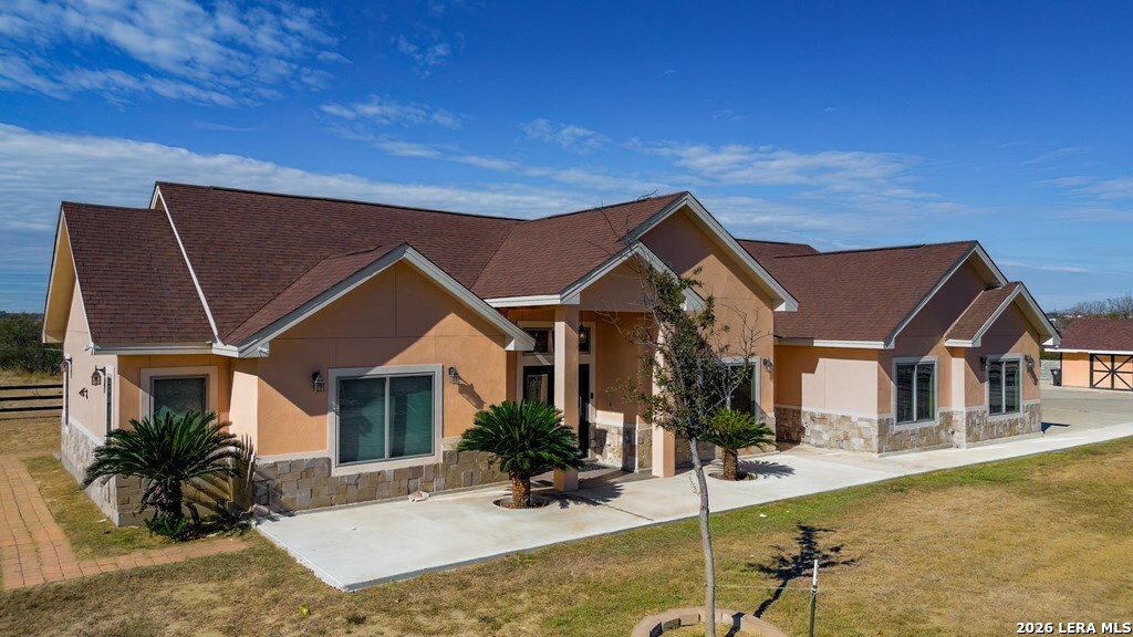 1182 Wagon Wheel Road Eagle Pass, TX 78852 - Photo 5 of 44