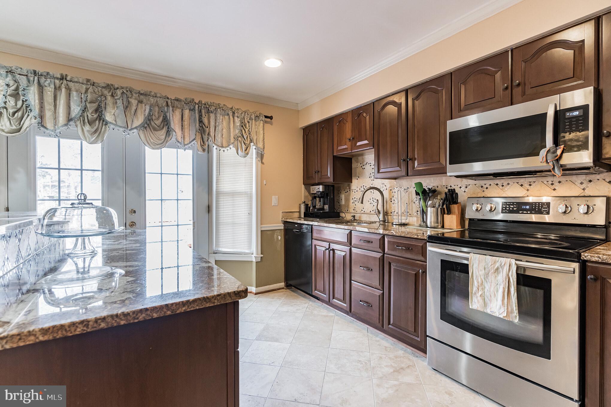 3204 Shoreview Road Triangle, VA 22172 - Photo 11 of 40 Gallery Image 11