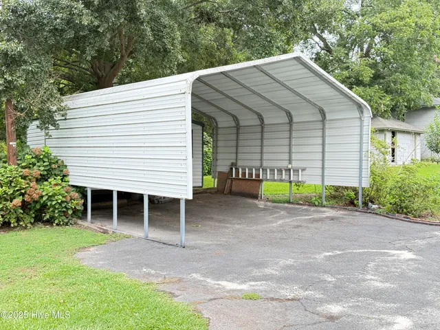 $249,900 | 617 North Church Street, Mount Olive, NC 28365