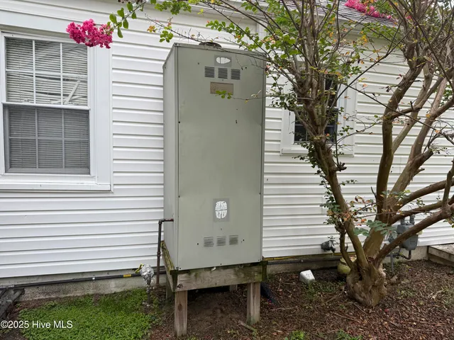 $249,900 | 617 North Church Street, Mount Olive, NC 28365