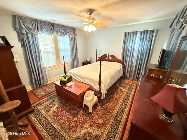 $249,900 | 617 North Church Street, Mount Olive, NC 28365