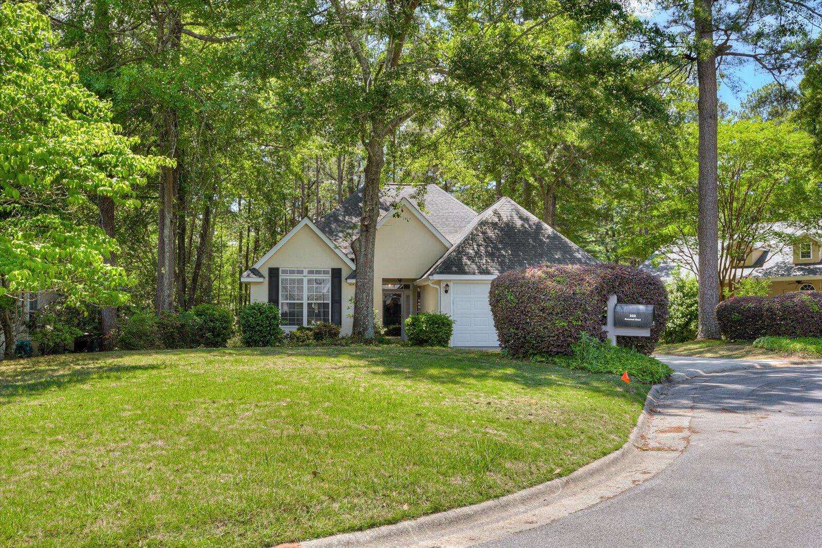 222 Boxwood Road Aiken, SC 29803 - Photo 4 of 34