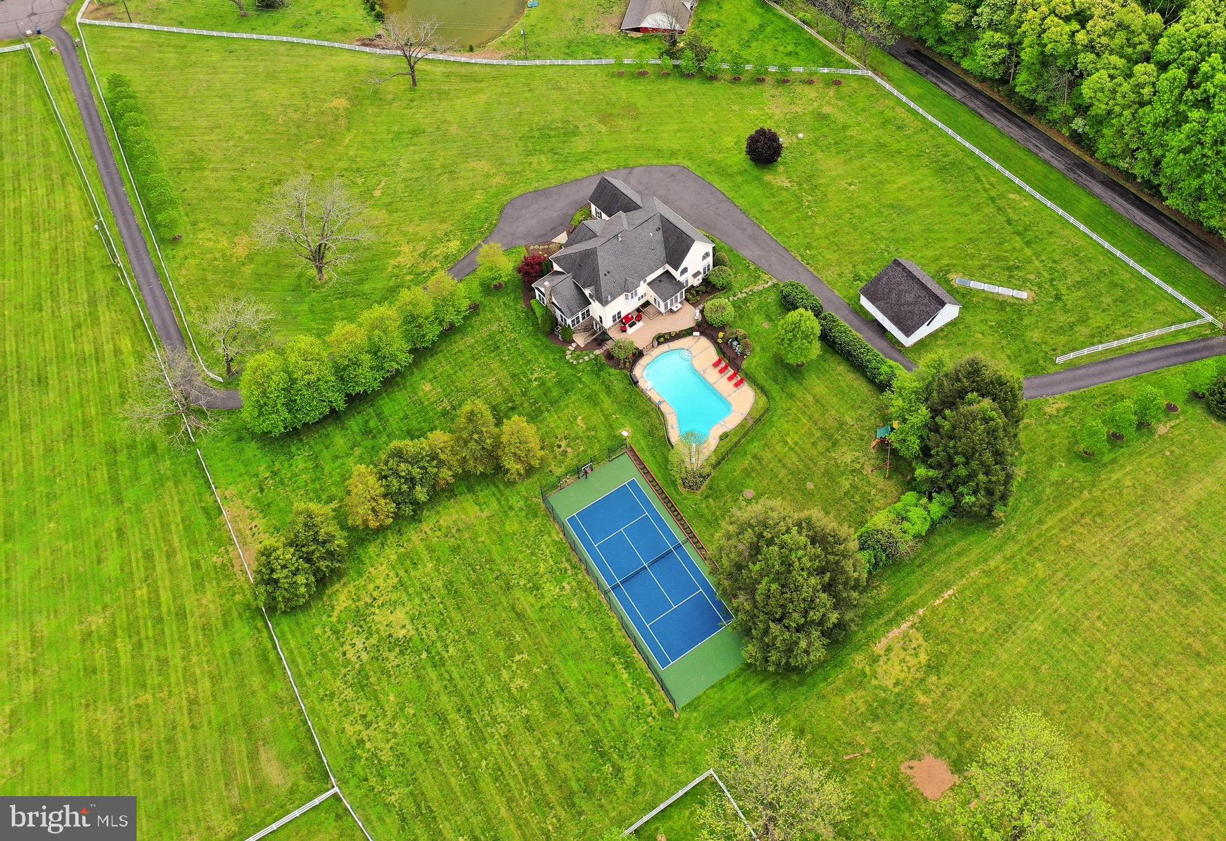 6512 Stallion Road Clifton, VA 20124 - Photo 3 of 73 aerial view of the property