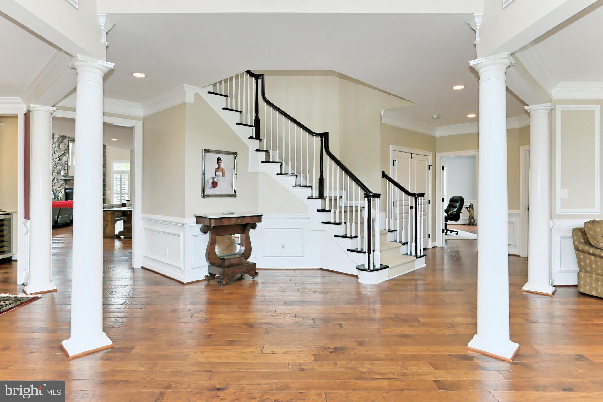 6512 Stallion Road Clifton, VA 20124 - Photo 8 of 73 front stairs